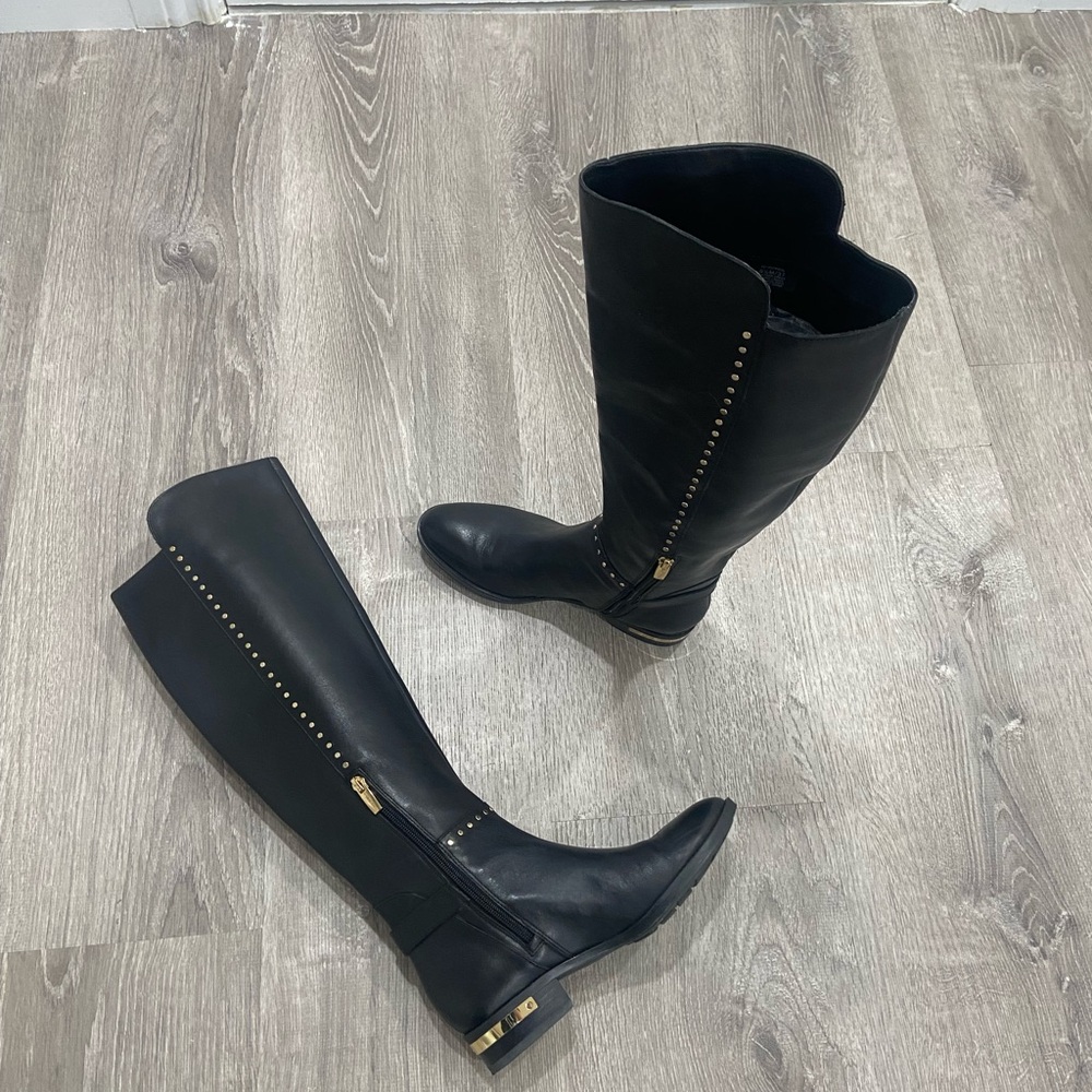 Knee-High Leather Boots Vince Camuto size 6 1/2 black
